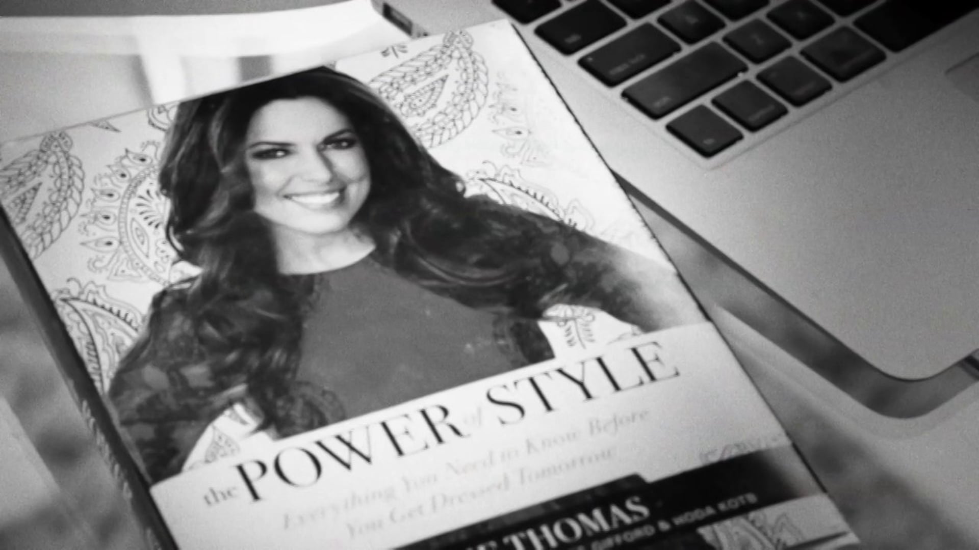 Book Trailer: The Power of Style by Bobbie Thomas (HarperCollins)