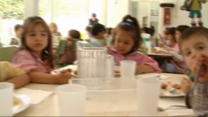 Ensenyar a menjar correctament a l'Escola Empúries.