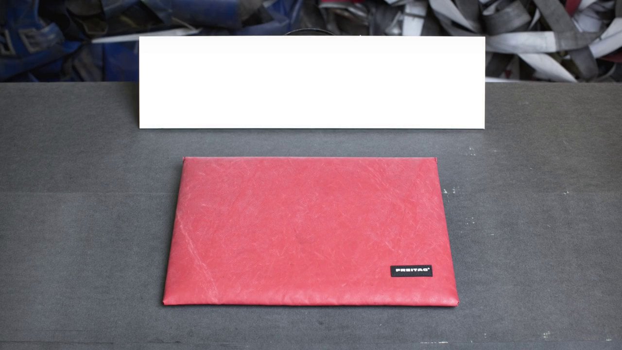 FREITAG - F401/F411/F421 Sleeve for Ultrabooks