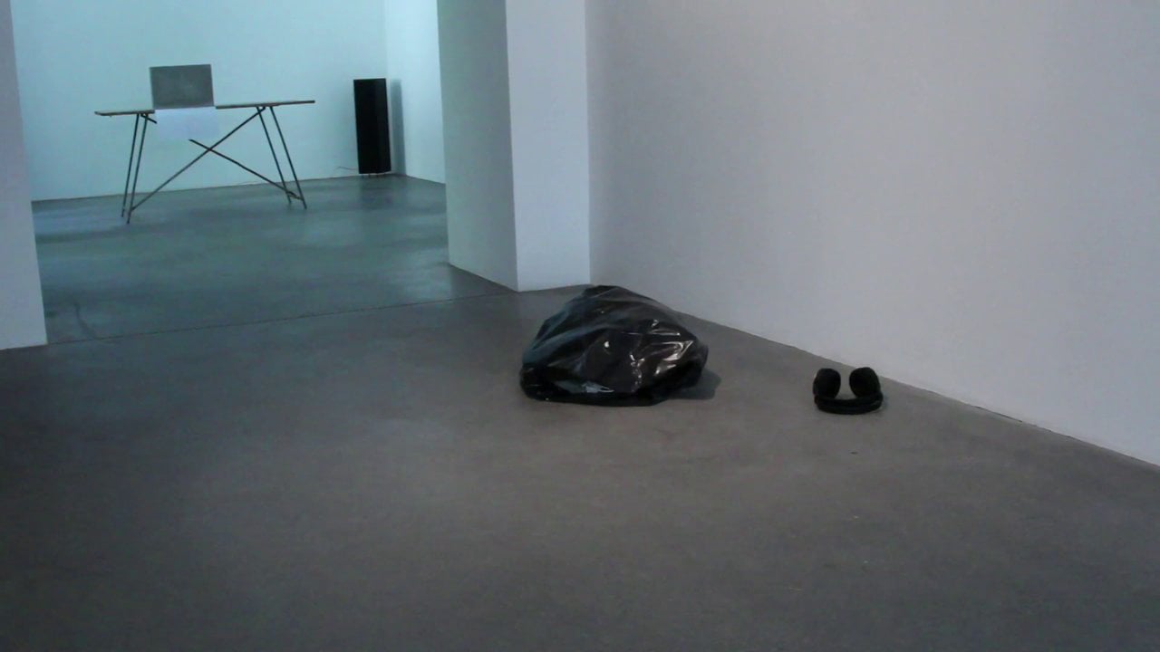 TALkiNG biN bAG