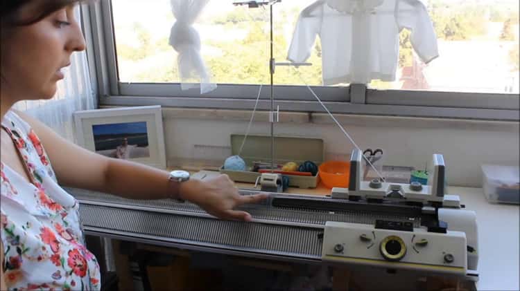 Maquina de tricotar on Vimeo