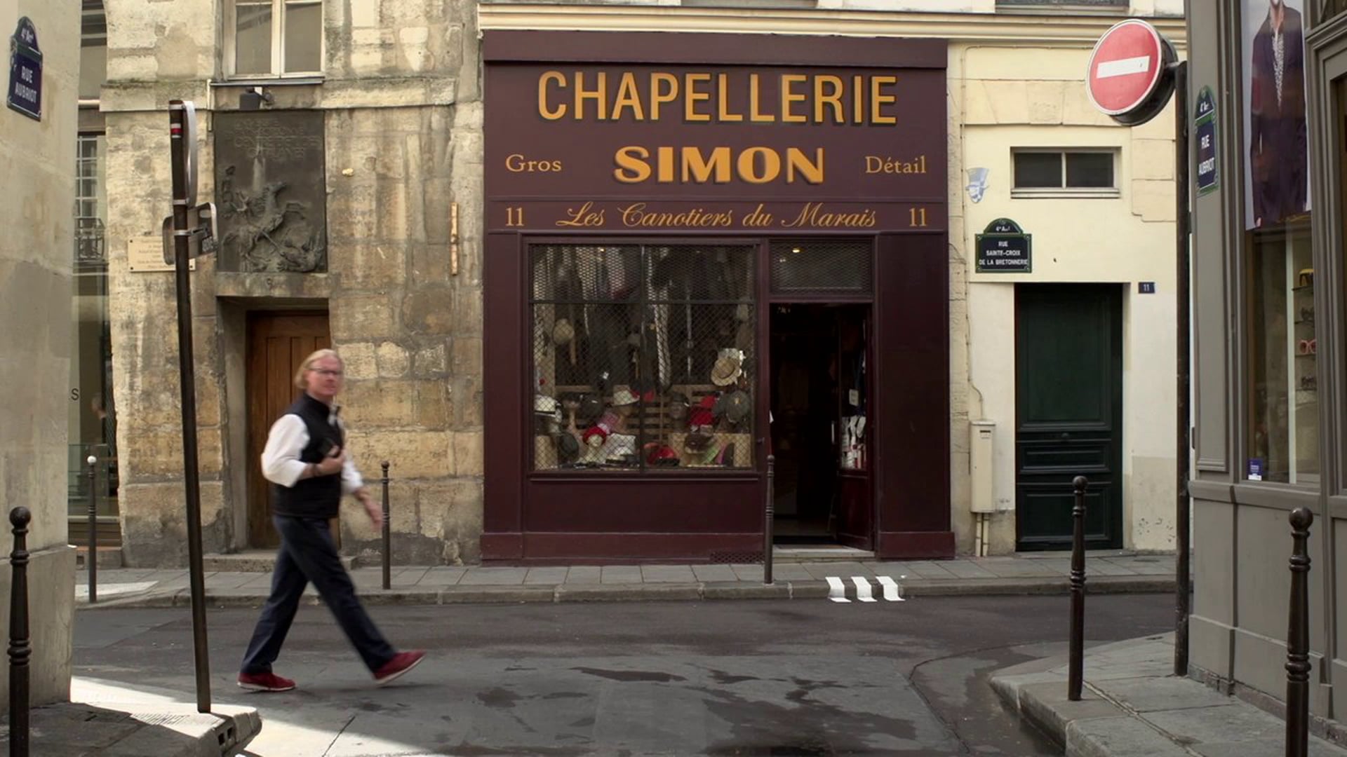 Peter Turnley: French Kiss - A Love Letter to Paris