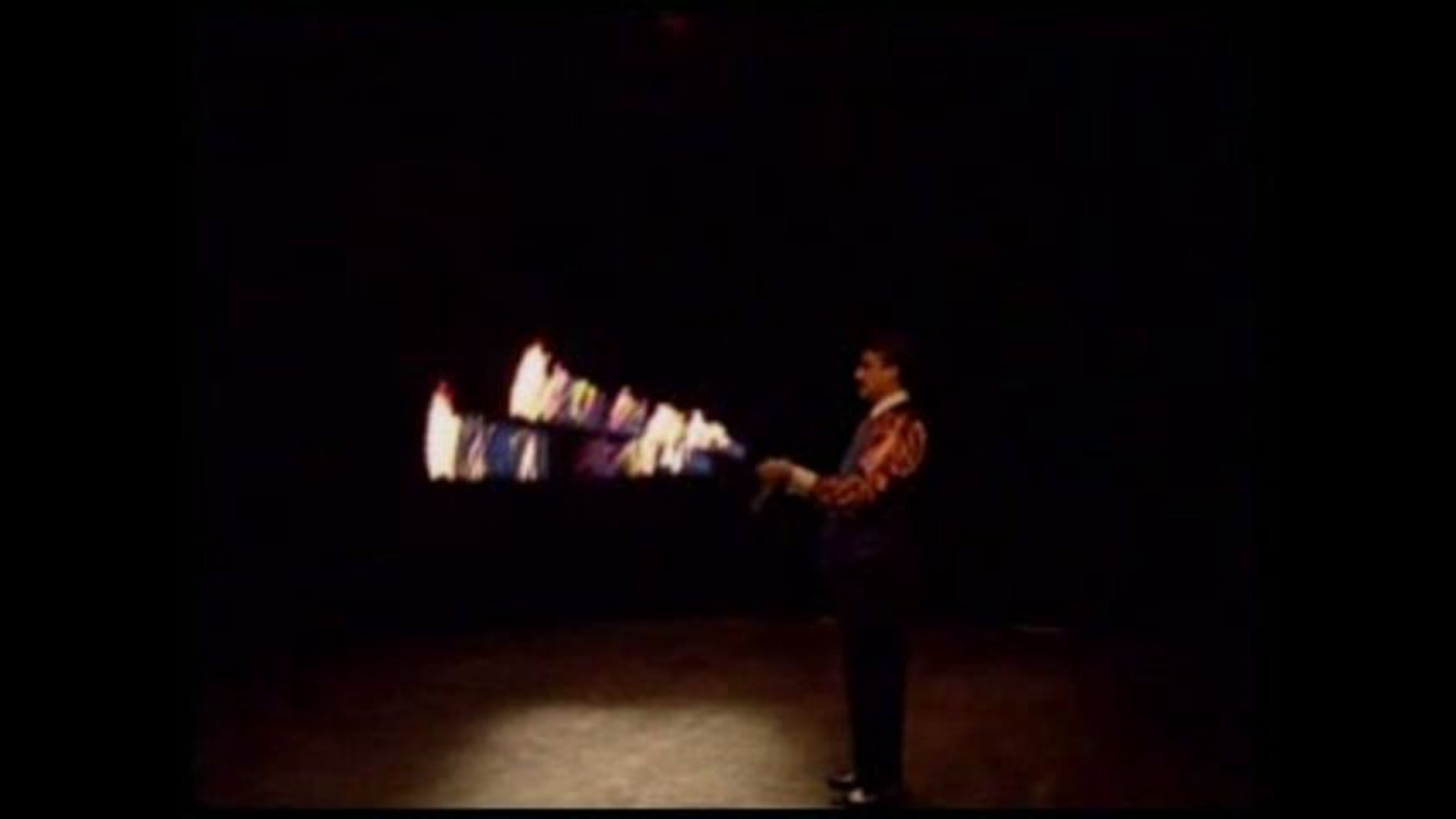 Promotional video thumbnail 5 for Keith Leaf - Amazing Fire Juggler