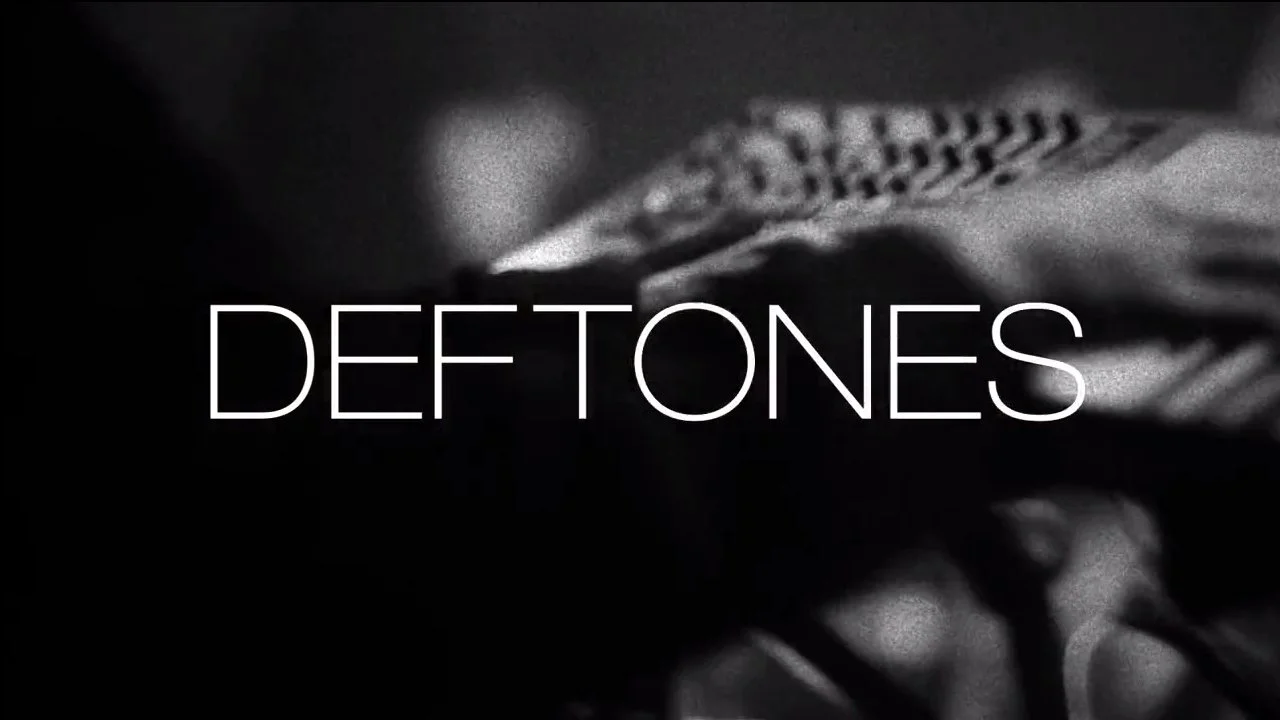Deftones кот. Deftones перевод на русский. Deftones постеры. Deftones ohms обложка. Группа deftones.