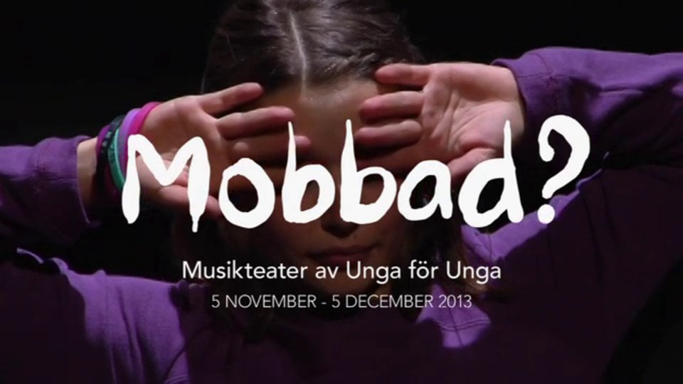 Föreställning om mobbing i sammarbete med Friends