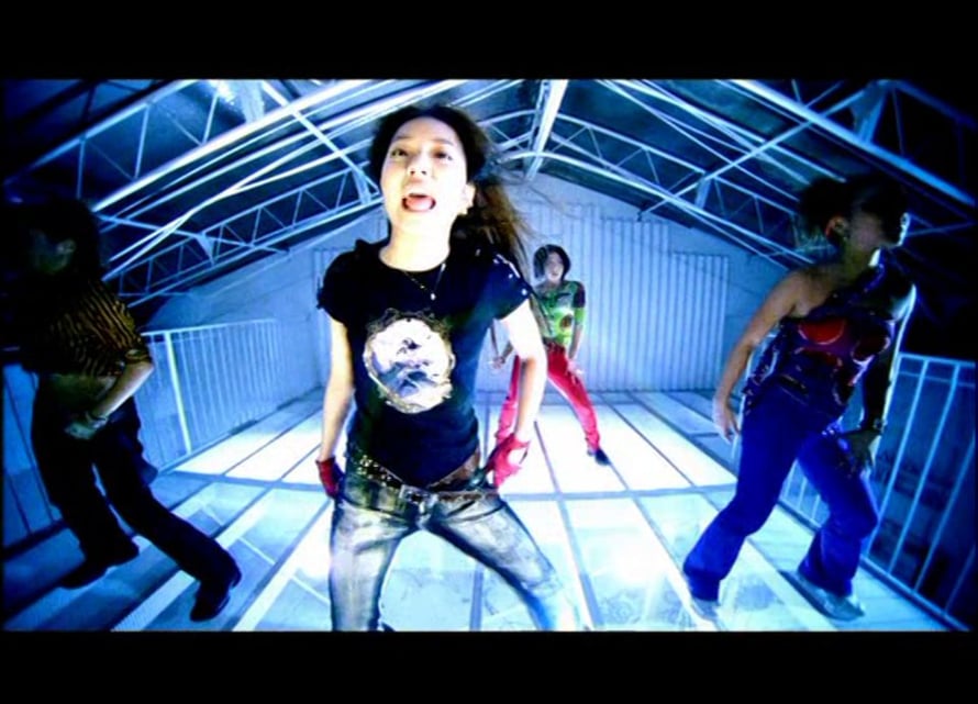 MV] BoA - LISTEN TO MY HEART (Japan.vel)