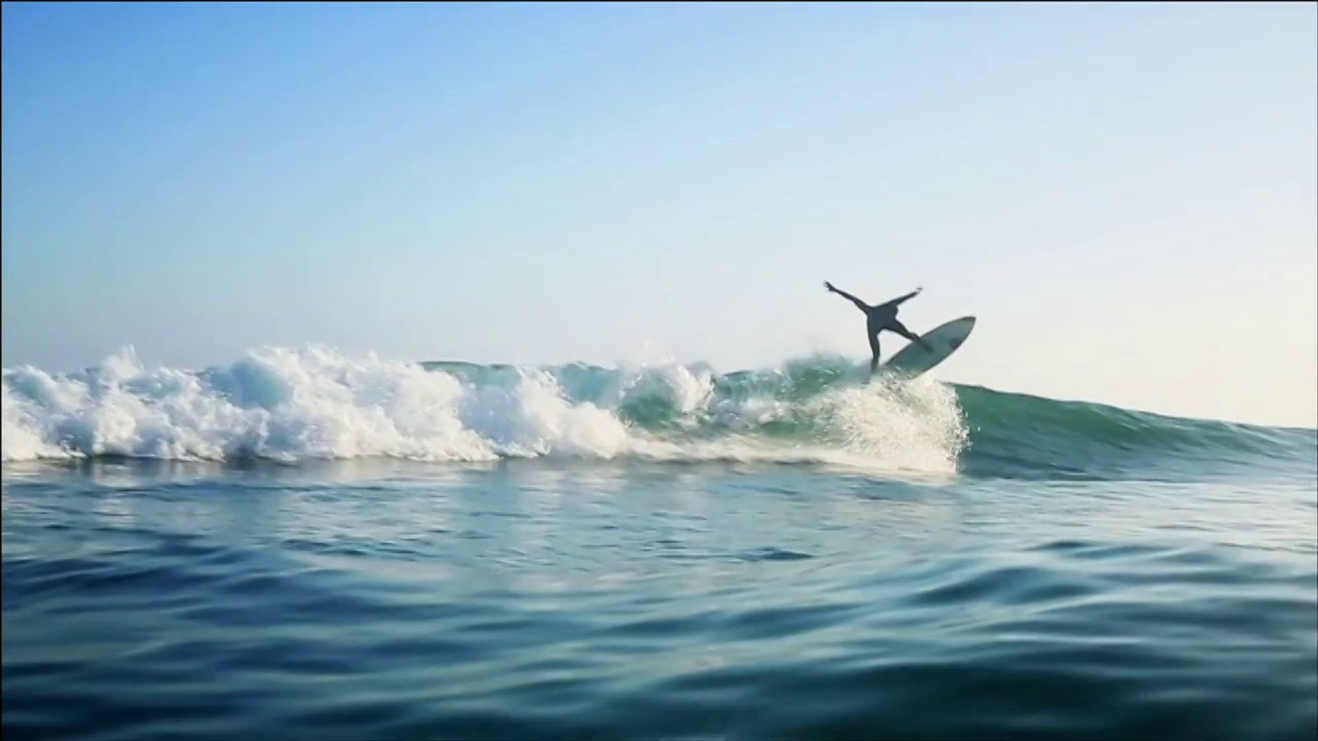 Los Surfistas de Playa Encuentro