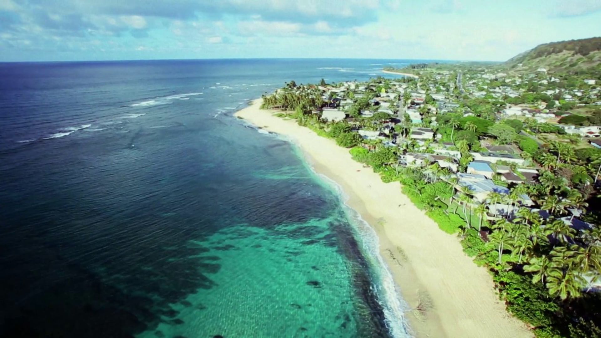 2013 Vans US Open of Surfing || North Shore Epicenter