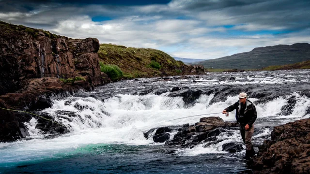 Iceland Outfitters - ICELAND - Such a perfect day by Langa river