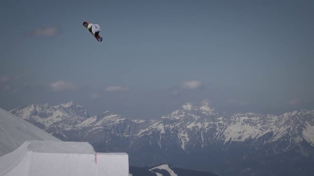 KALLE SPOTLIGHT from Pirate Movie Production