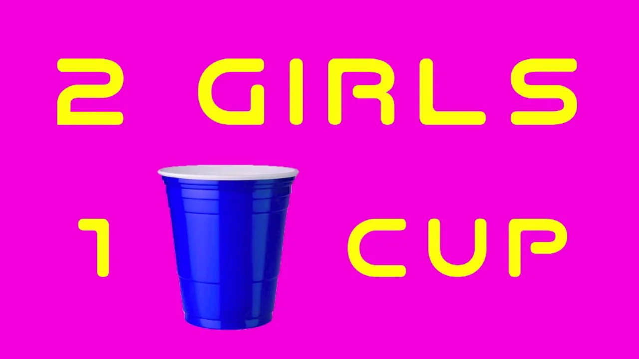 One fc championship девушки. Девушка в vans. То герлс то кап. Две девушки 1 чашка. Ту герлз ван кап видео.