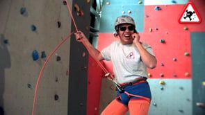 The World's Worst Belayer [EN] Bad belaying techniques