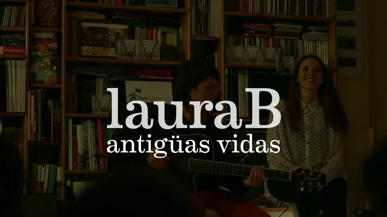 lauraB. Antig&uuml;as vidas. Liveonthemoon. 23/11/13