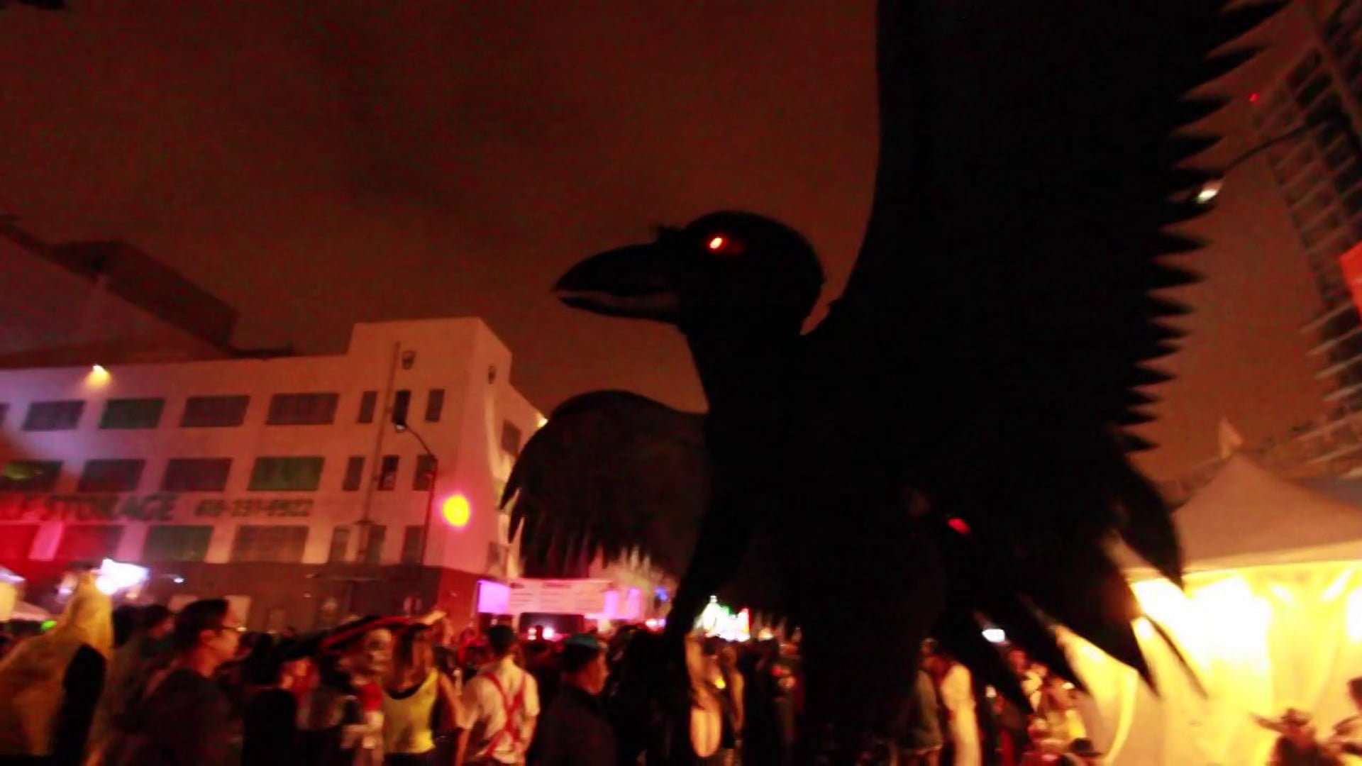 Promotional video thumbnail 3 for Nomad Artz Stilt Walkers
