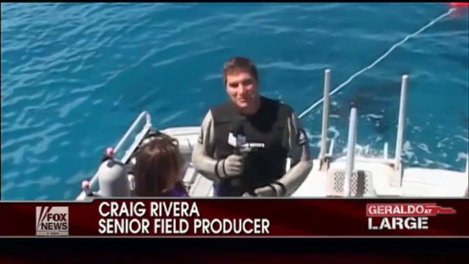 Craig Rivera Dives With Sharks on Vimeo