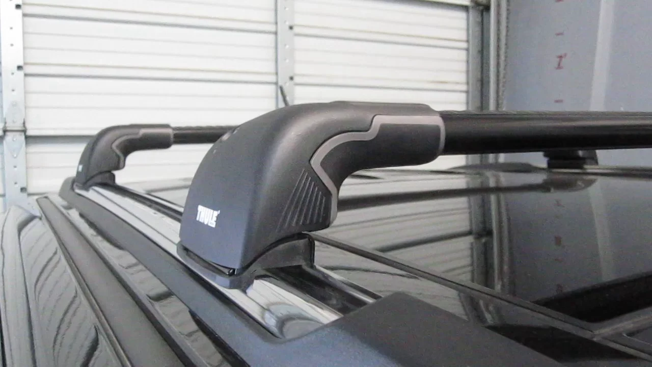 Jeep Grand Cherokee Thule BLACK AeroBlade EDGE Roof Rack 11 14