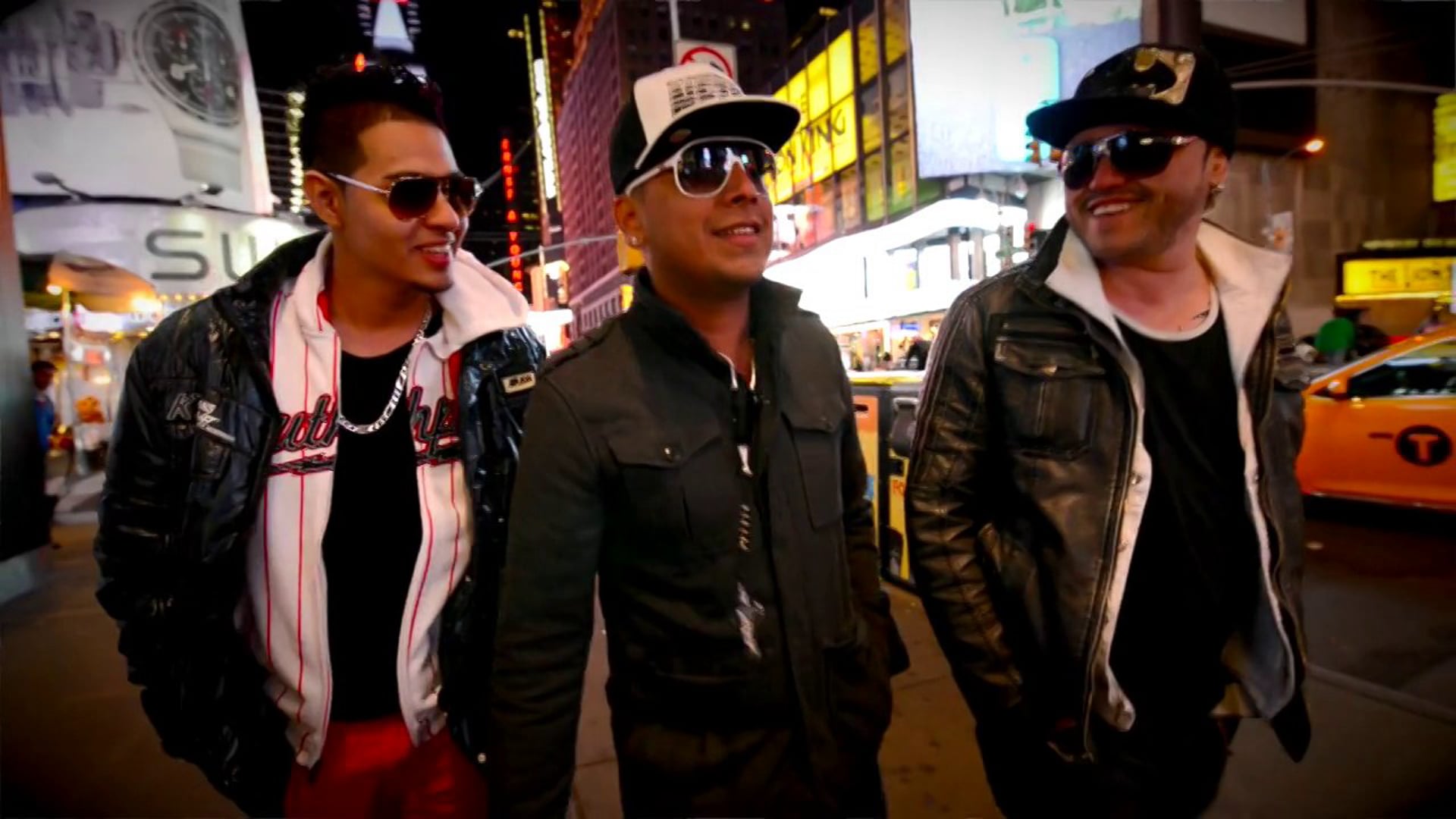 Los Mamboteros - Music Video - "Una Soltera" feat. Sandypapo La Marca