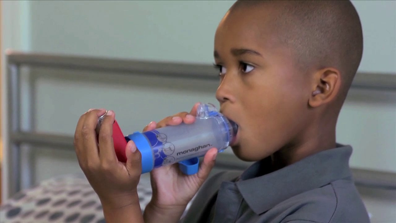 How to Use Your Inhaler and Spacer (older children & teens) in Impact ...