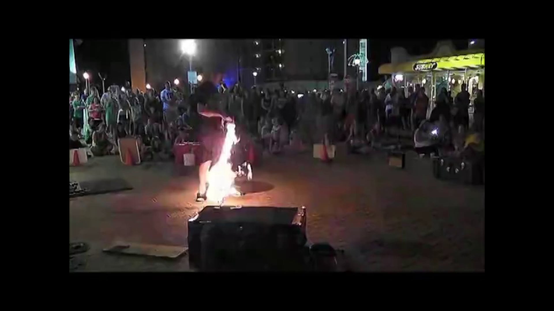 Promotional video thumbnail 8 for Keith Leaf - Amazing Fire Juggler