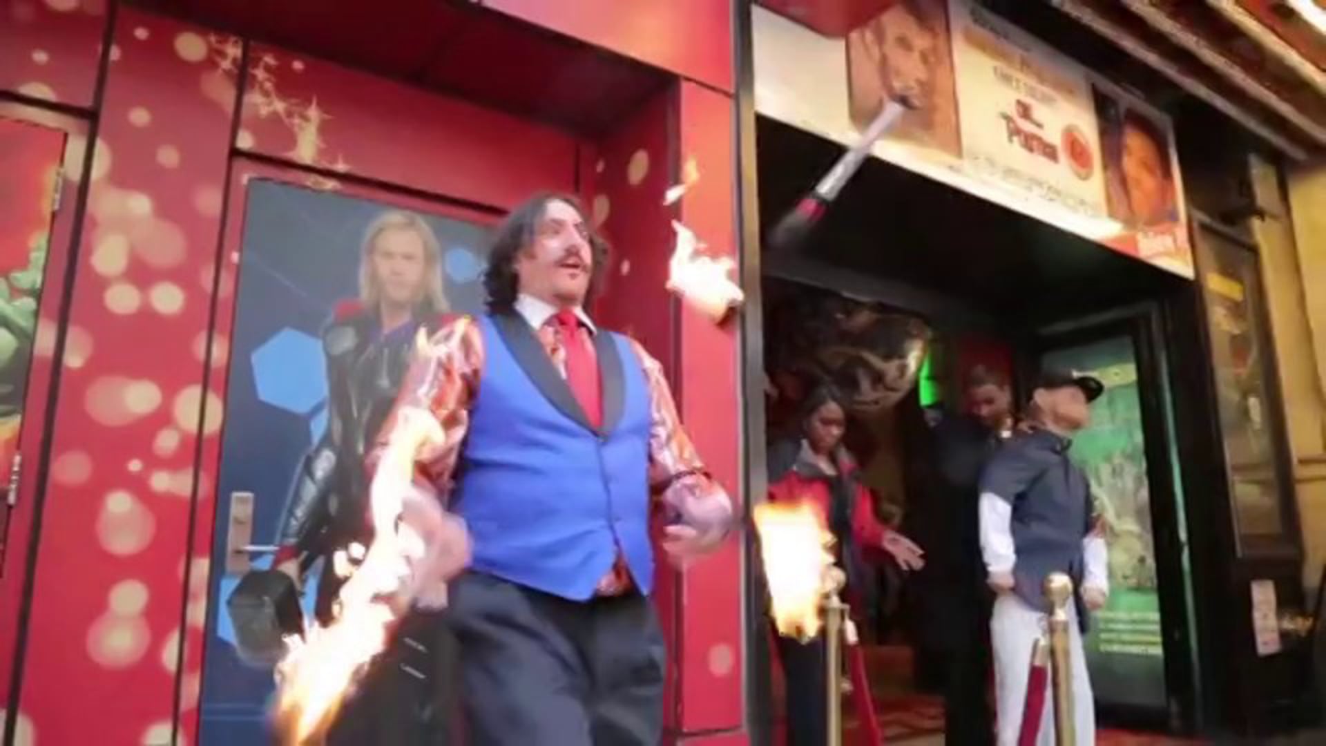 Promotional video thumbnail 4 for Keith Leaf - Amazing Fire Juggler