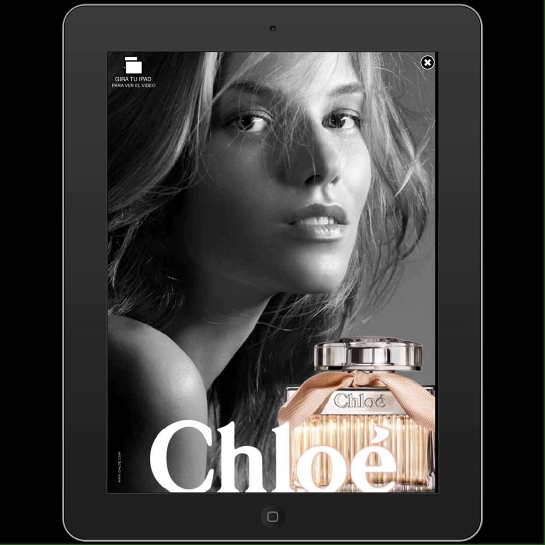Chloe bang. Духи сефора модель. Духи сефора реклама. Fragrances ads Black.
