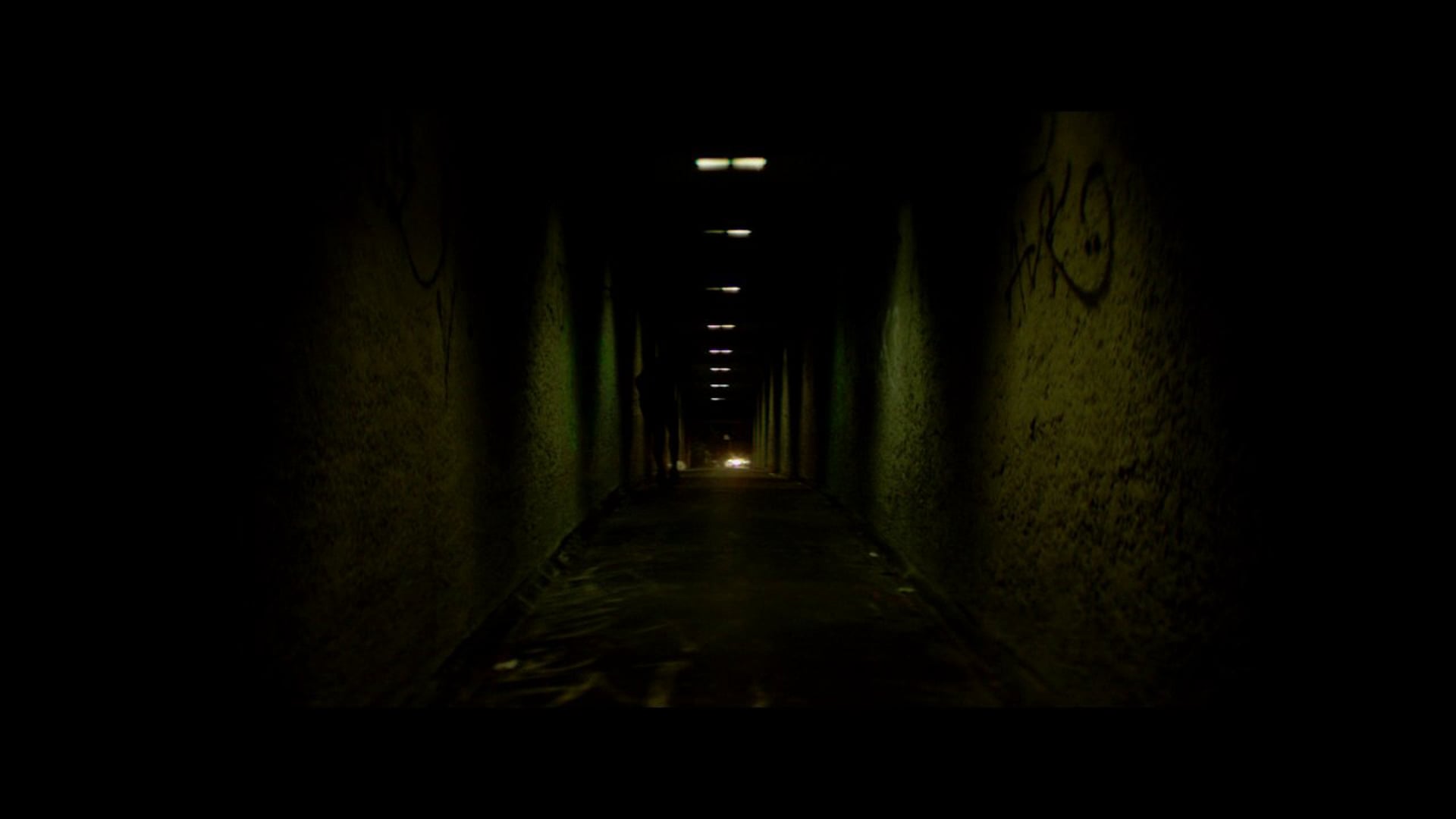 THE LOOKING GLASS - IVETTE Giallo Short Film