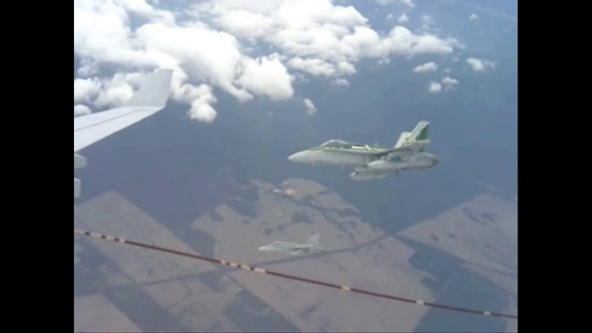 RAAF KC-30 refuelling F/A-18 Hornets