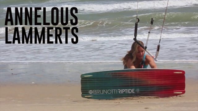 Red Flag Up - Annelous Lammerts