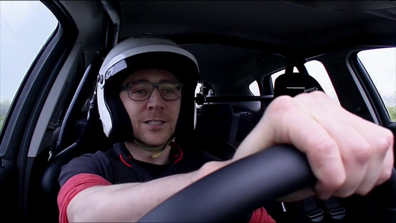 Tom Hiddleston - Driving on Vimeo