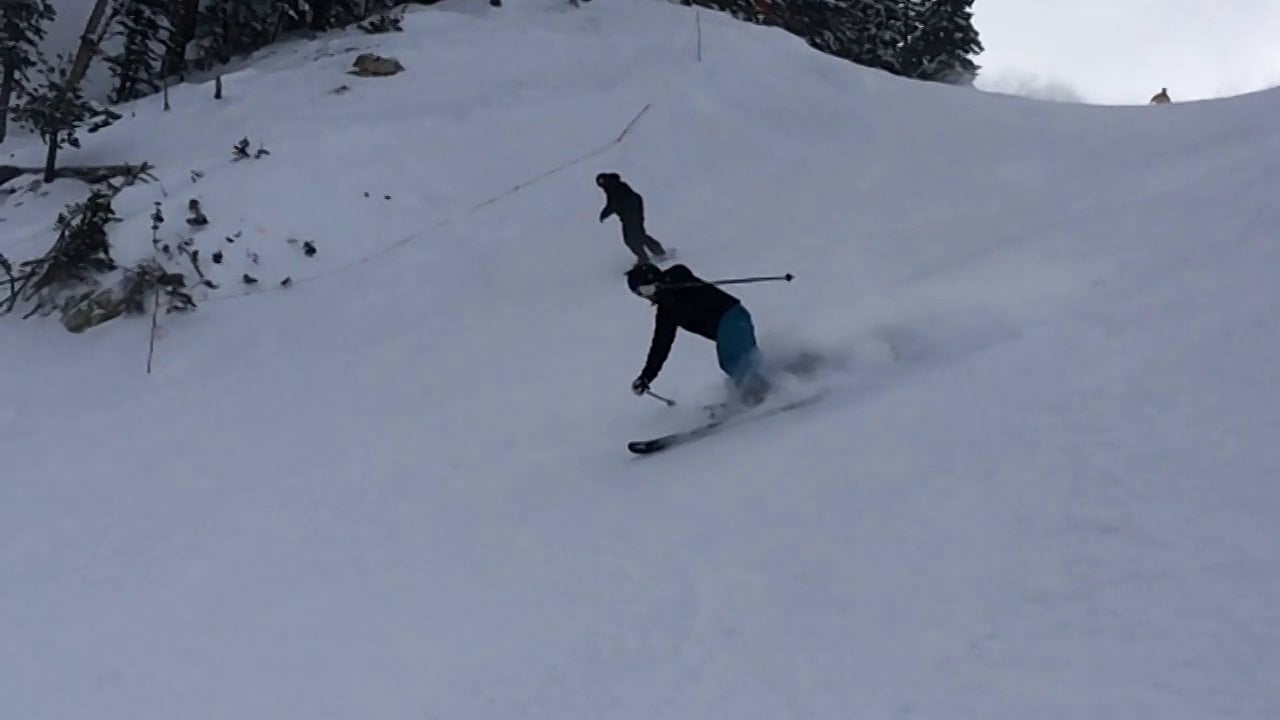 Chris attempts telemark skiing. on Vimeo