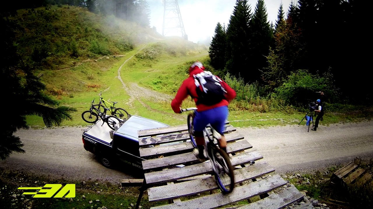 Bikeacademy Fahrtechnik - Teil 12: Sprünge und Drops