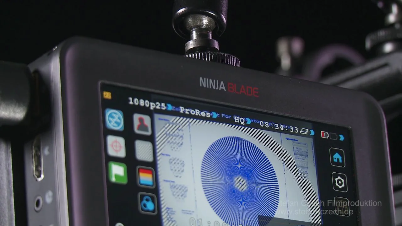 Atomos Ninja Blade HDMI Recorder, Monitor And Player Atomos Ninja Blade HDMI Recorder, Monitor And Player