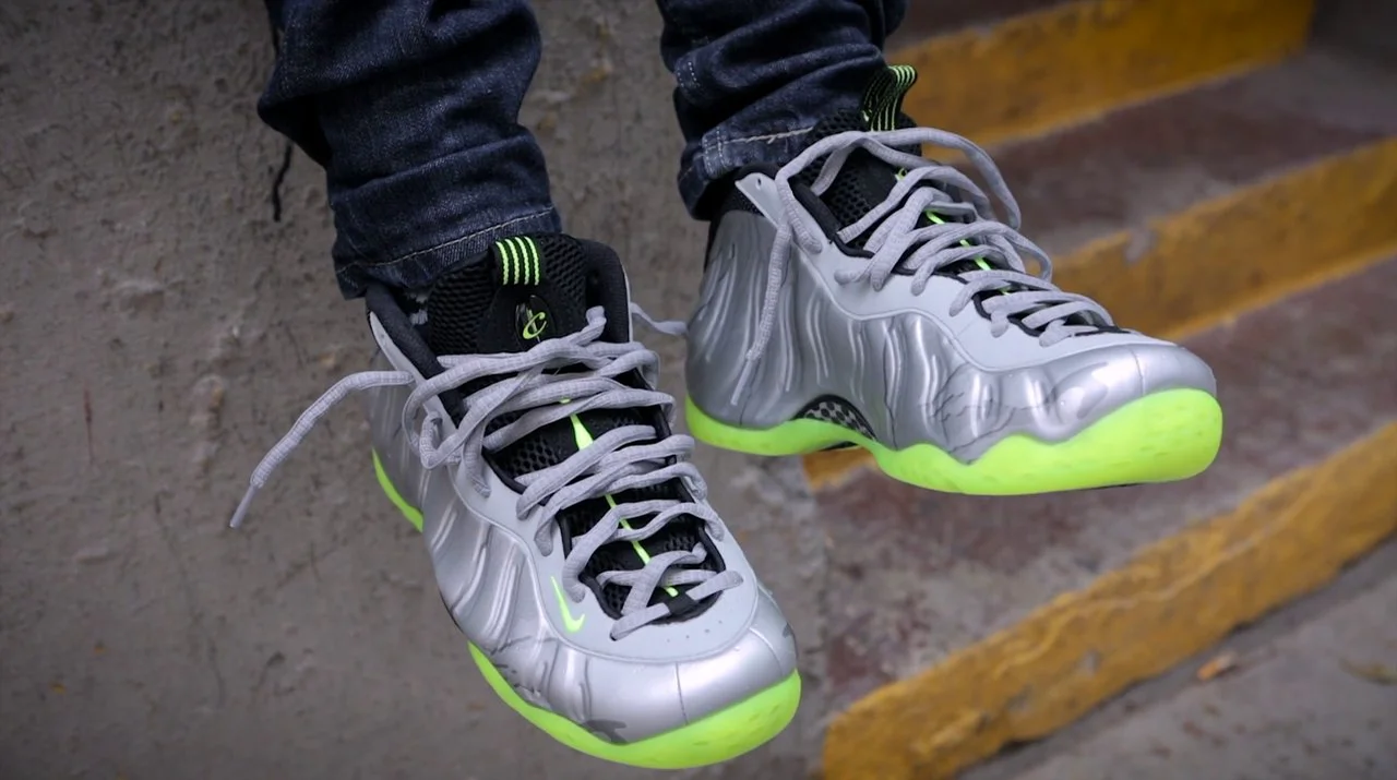 Silver and best sale lime green foamposites