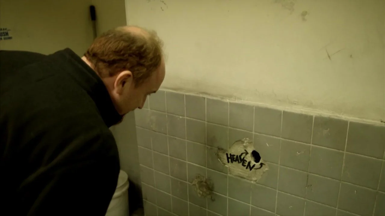 В туалете через дырку фото Louis C.K.: "Glory hole"