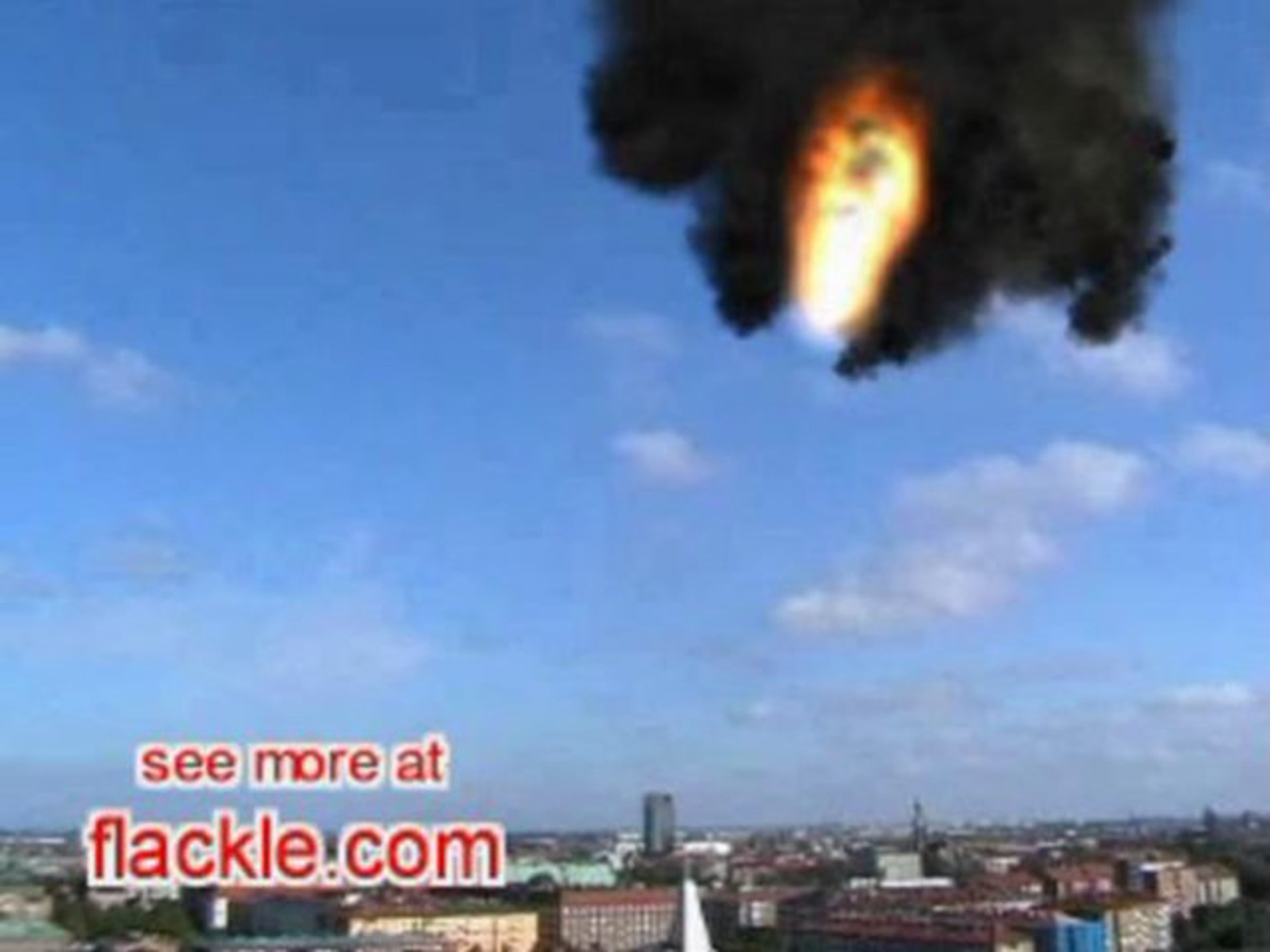 Meteor hits Earth! 2 fireballs explode! Awesome! | Videos & Movies on Vimeo