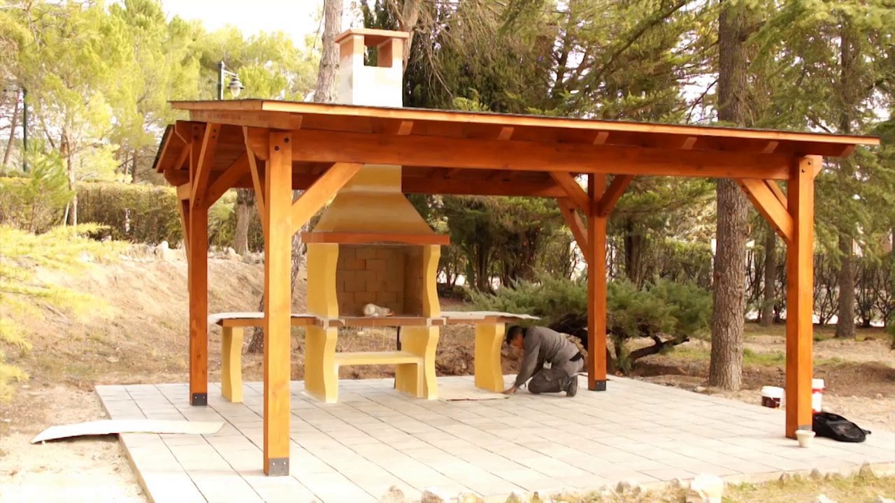 Pasos para la instalación de una barbacoa con pérgola de madera