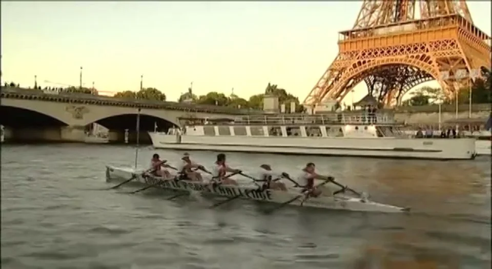 Rowing In Seine