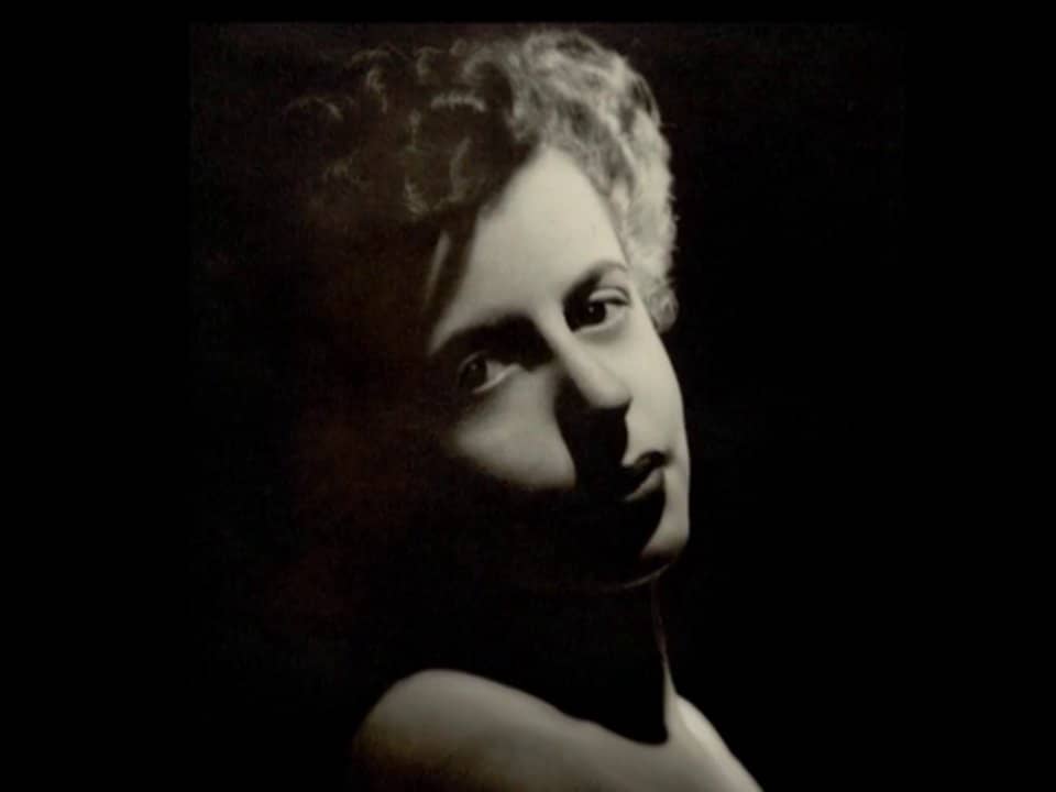 Lorraine Lorusso Biography.mov (iPad, iPhone 4 & Apple TV) on Vimeo