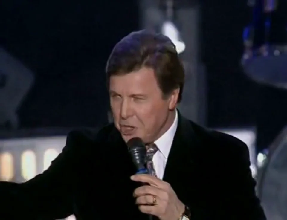 стас и зара. песня года отборочные туры. песня года отборочные туры. шнуфель песня года 2003 отборочный тур. киркорова.