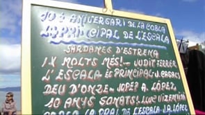 La Principal de l'Escala celebra 10 anys de la seva refundació a la platja.