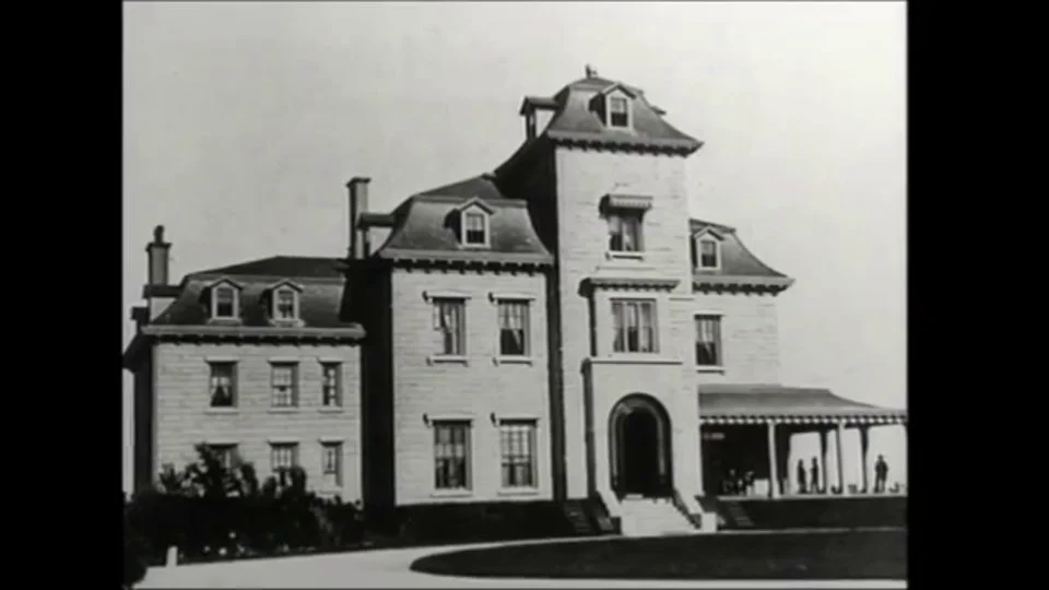 A&E Network - America's Castles - Newport Mansions part 1