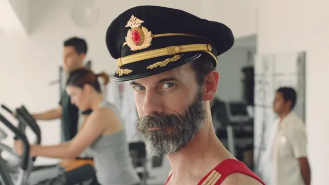 captain obvious hotels actor