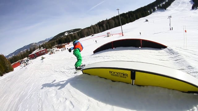 Neko Snowboarding 2014 7 Years Old from Neko Reimer