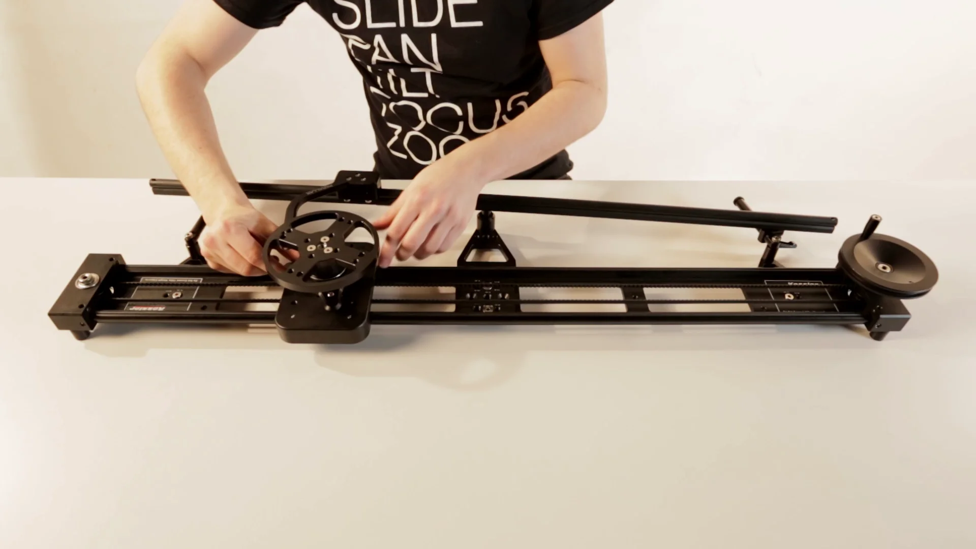 VIDEO: Parallax Installation on Philip Bloom Pocket Dolly VIDEO: Parallax Installation on Philip Bloom Pocket Dolly