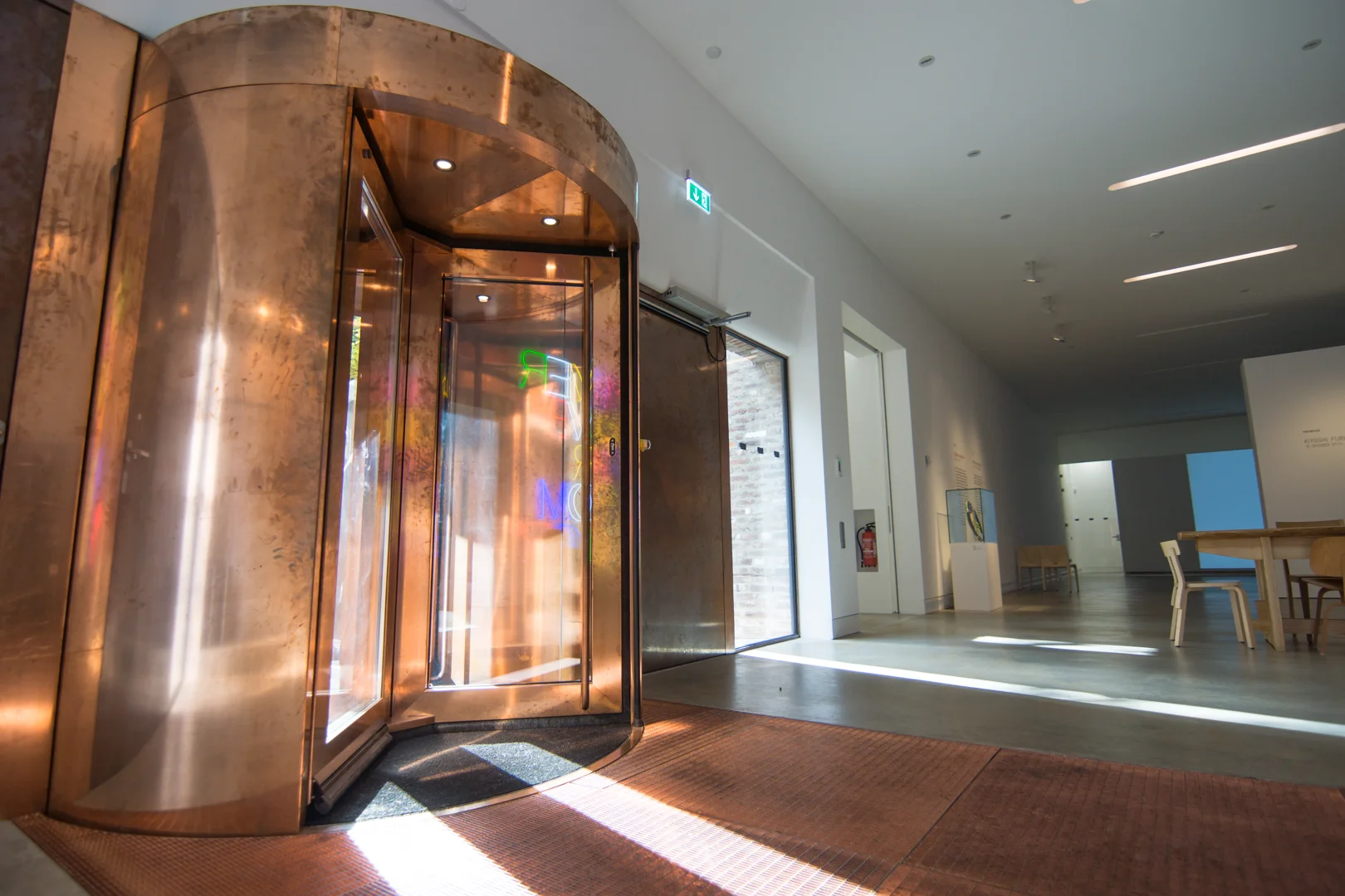 World's First Passive House Revolving Door on Vimeo