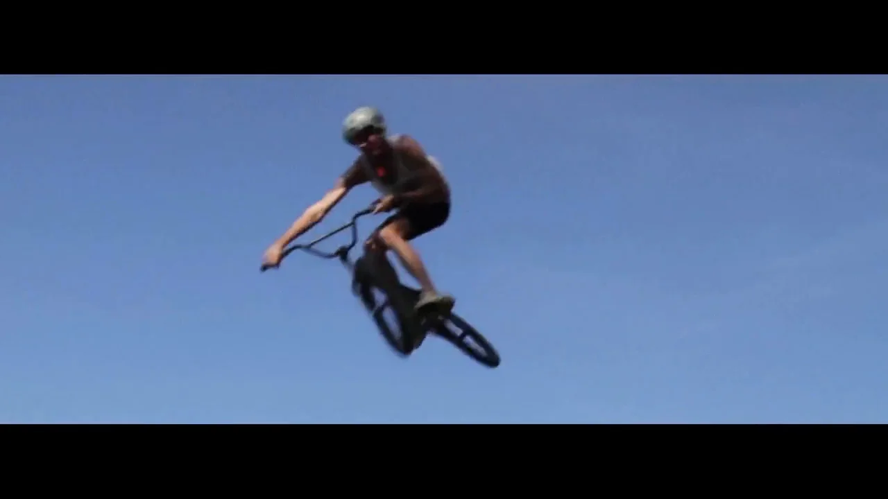 Neil Rolfe - BMX Bogey Trails on Vimeo