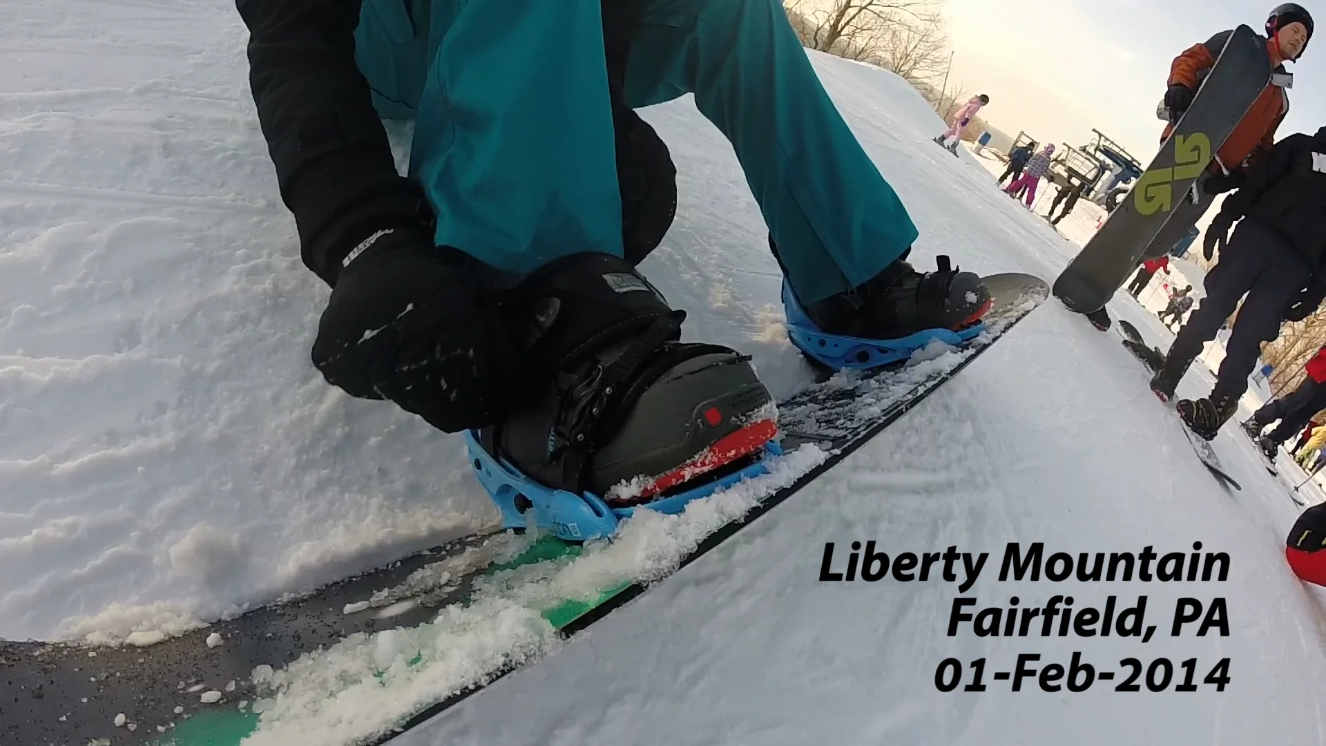 Snowboarding Liberty Mountain 02/01/14 on Vimeo
