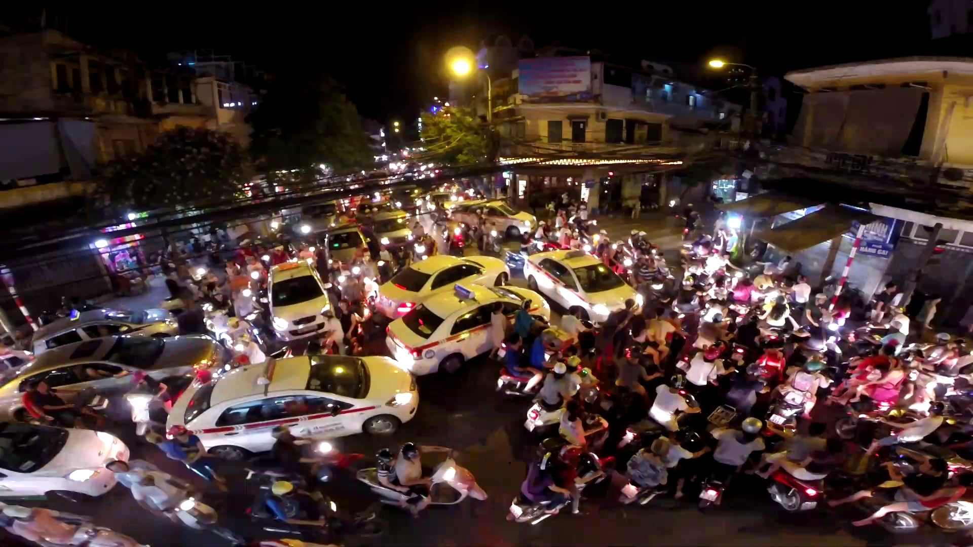 Wacky Races - Traffic In Hanoi On Vimeo