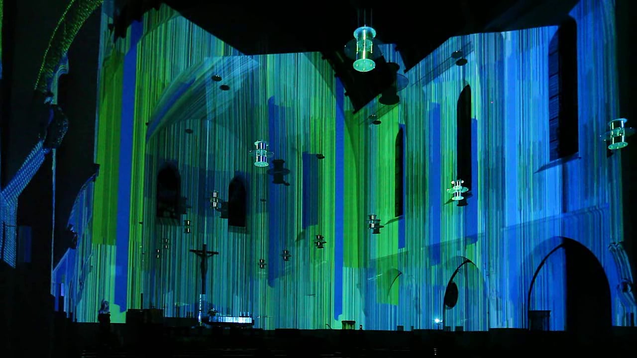 Screenshot of Messe de la pentecôte + light installation