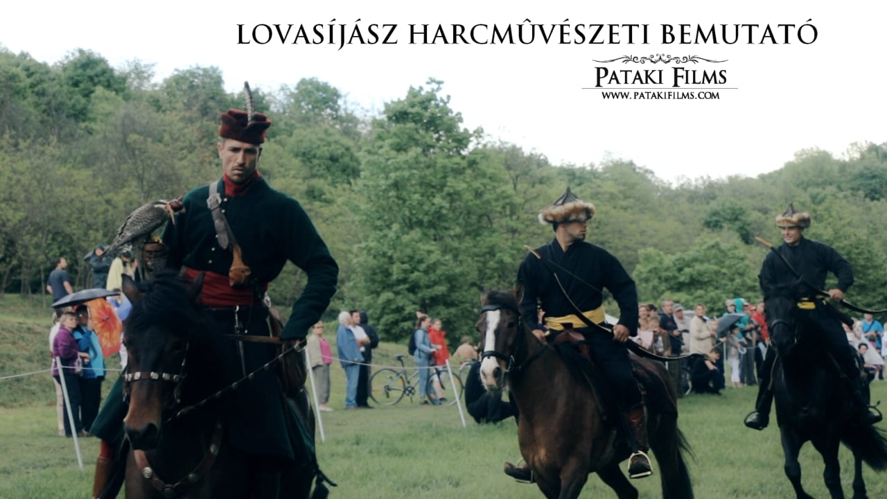 Lovasíjász harcművészeti bemutató